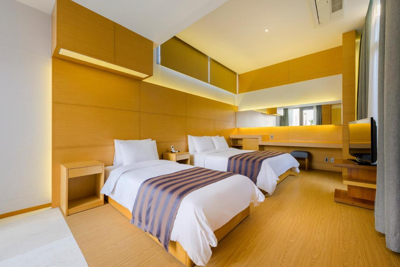 Stanford Hotel & Resort Jeju Extérieur photo