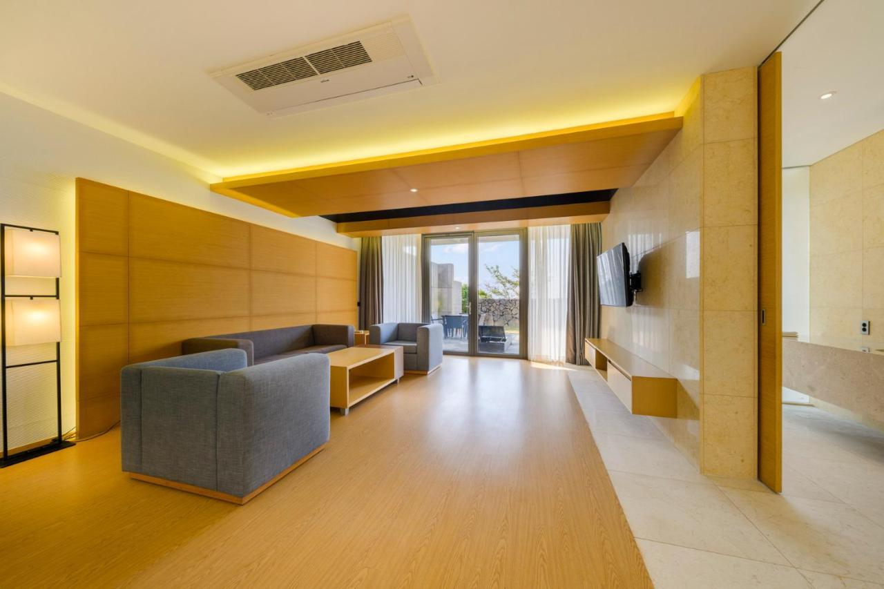 Stanford Hotel & Resort Jeju Extérieur photo